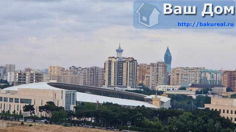 4 комнатная квартира с видом на парк в районе метро Гянджлик